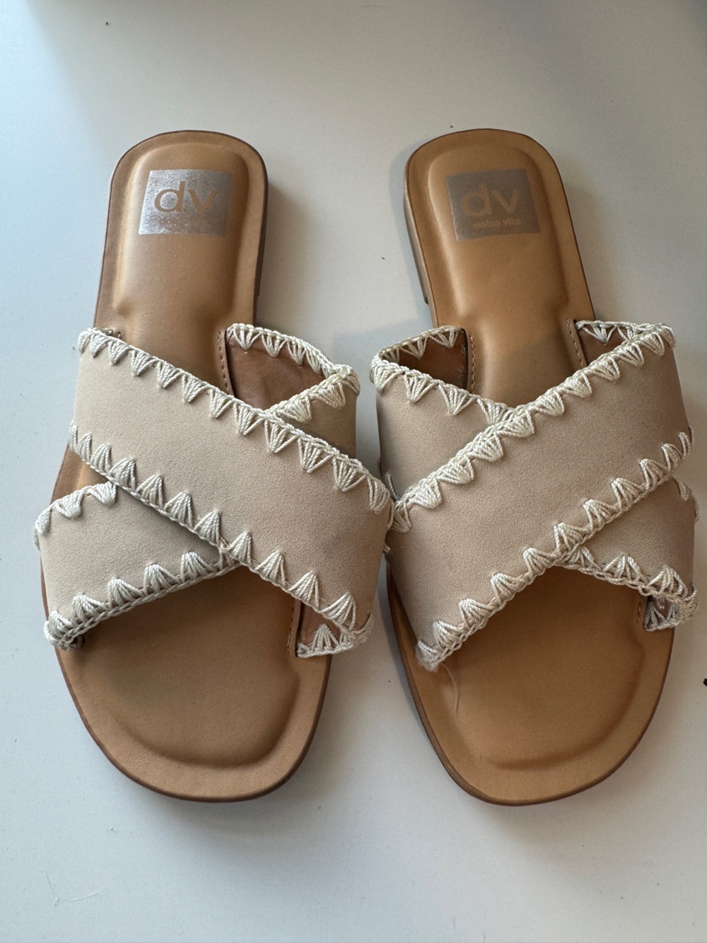 DV by Dolce Vita Beige Cross-Strap Slide Sandals with Cream Stitching